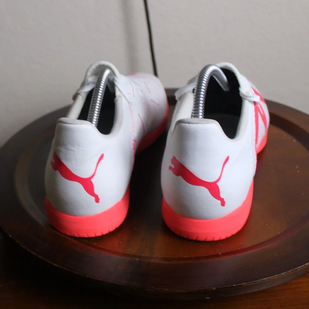 New Puma Indoor Soccer Shoes‎ Future Play White Fire Orchid Athletic Mens 12